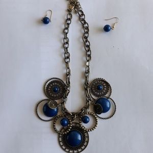 2 piece necklace with earrings